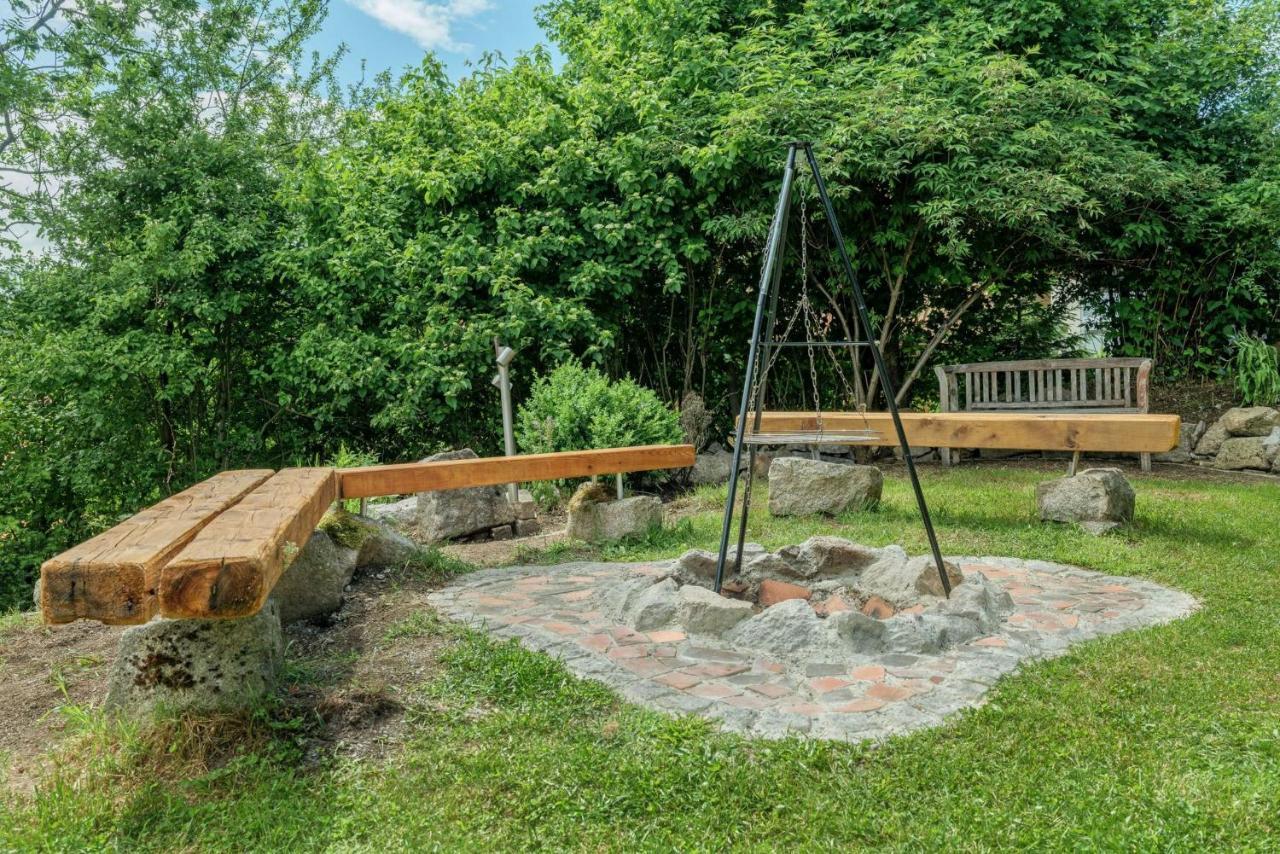 Grosses Mit Sauna, Grill, Garten, Kaminofen Apartment