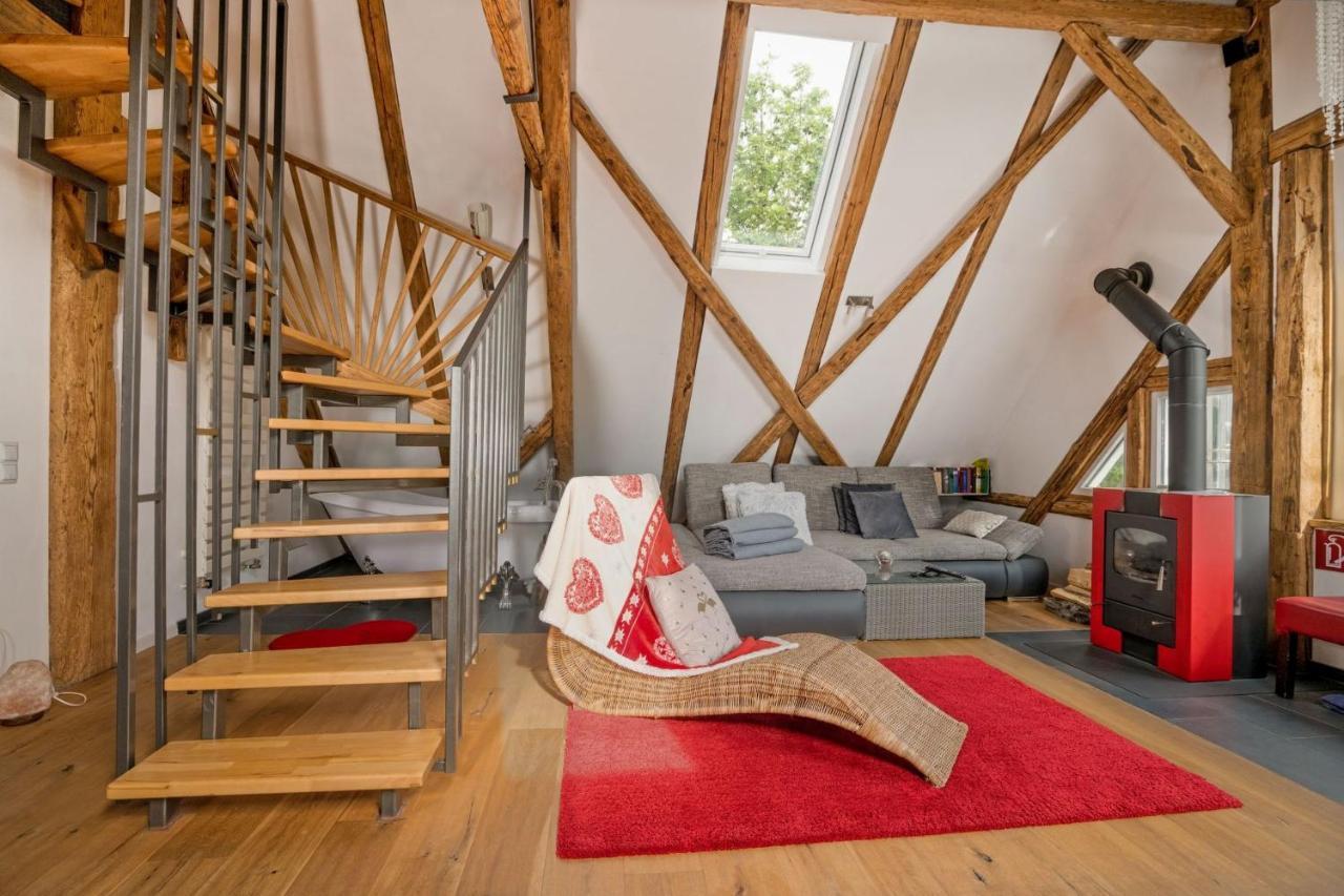 Apartment Grosses Mit Sauna, Grill, Garten, Kaminofen